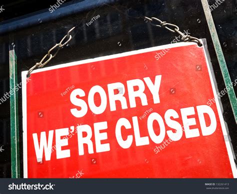 Closed Sign At A Shop Stock Photo 132261413 : Shutterstock