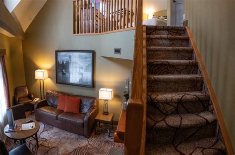 The Corner Loft Suite with Jetted Tub at The Banff Caribou Lodge and Spa