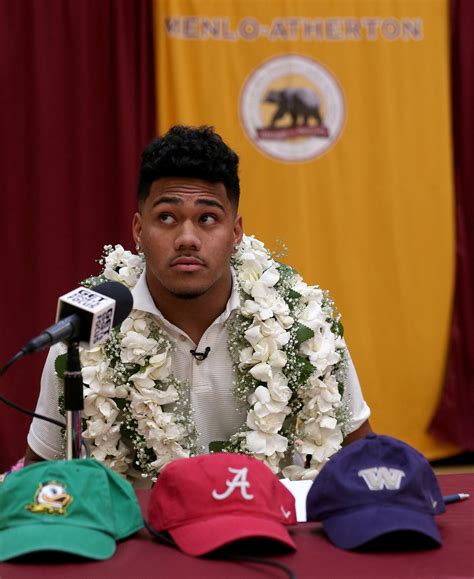 Football recruiting: Daniel Heimuli chooses Washington