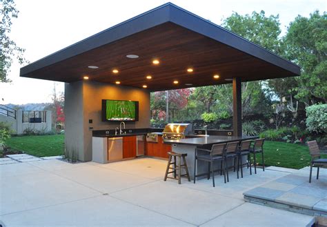 You'll Love These 10 Outdoor Kitchen Designs| Pool & Spa News