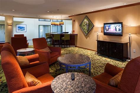 CROWNE PLAZA HICKORY, AN IHG HOTEL $106 ($̶1̶1̶8̶) - Updated 2023 Prices & Reviews - NC