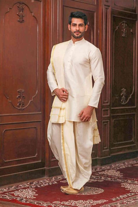 Traditional Dress of Bengal For Men & Women - Lifestyle Fun