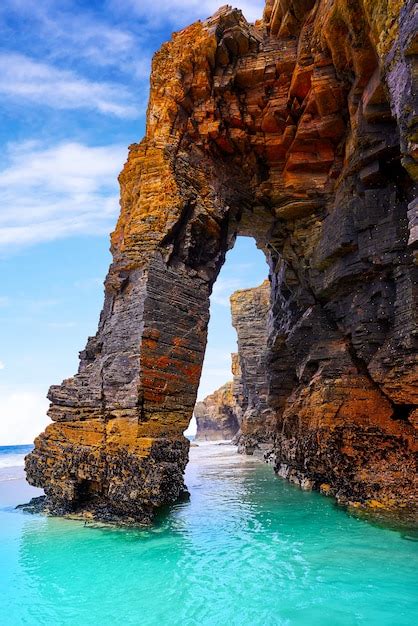 Premium Photo | Playa las catedrales catedrais beach in galicia spain