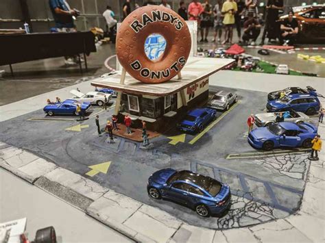 HIN Hot Wheels Diorama (10) - Custom Hot Wheels & Diecast Cars