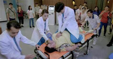 Dubious CPR scene from Mediacorp medical drama 'Healing Heroes' leaves S'poreans in stitches ...