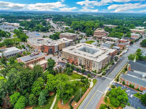 Explore Downtown Alpharetta, Georgia | Neighborhood Guide | North Georgia Neighborhood