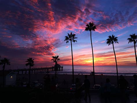 Sunset over Manhattan Beach | Smithsonian Photo Contest | Smithsonian Magazine