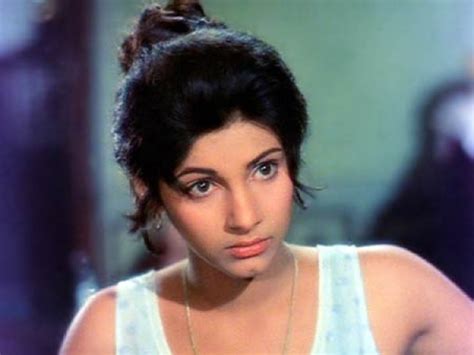 Dimple Kapadia Photos [HD]: Latest Images, Pictures, Stills of Dimple ...