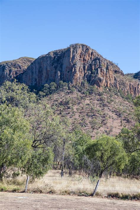 Elevation of Springsure QLD, Australia - Topographic Map - Altitude Map