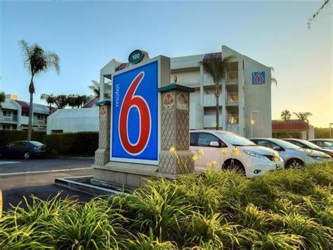 Motel 6 Anaheim Maingate in Los Angeles (CA) - Room Deals, Photos & Reviews