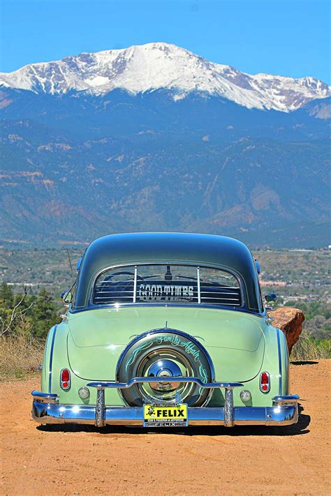 1950 Chevrolet Deluxe Continental Kit - Lowrider