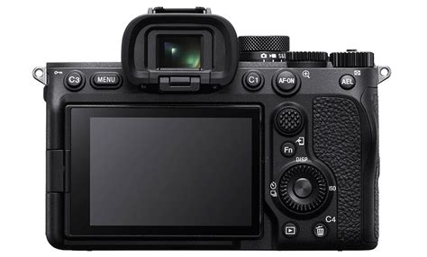 Sony A7R V vs A7 IV - The 10 Main Differences - Mirrorless Comparison