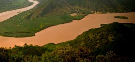 Cause and Effect of Yangtze River Pollution - Pollution of The Ganges ...