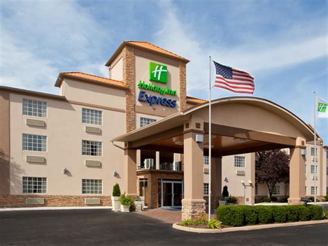 Pittsburgh Area Hotel in Delmont, PA | Holiday Inn Express Murrysville ...