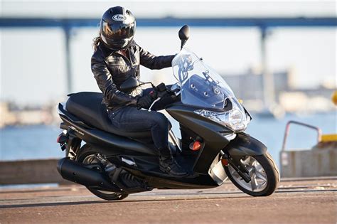 YAMAHA SMAX (2016-Present) Specs, Performance & Photos - autoevolution