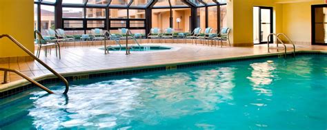 East Syracuse Hotels with Pool | Courtyard Syracuse Carrier Circle