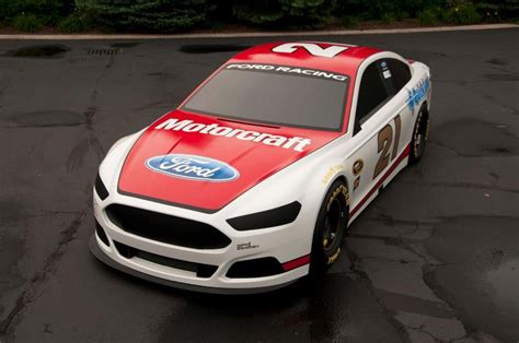 2013 NASCAR Ford Fusion. #21 Motorcraft Ford | Ford racing, Stock car ...