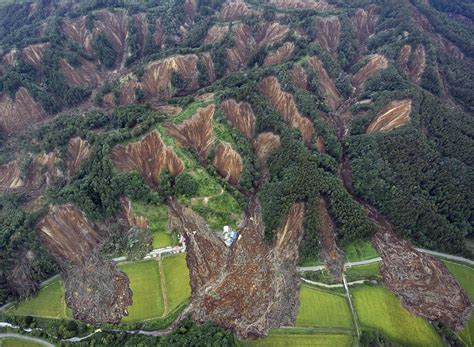 Earthquakes Trigger Landslides in Japan | Discover Magazine