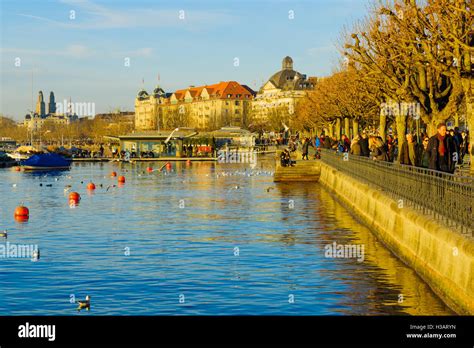 Sunset at lake zurich hi-res stock photography and images - Alamy