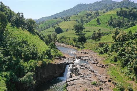 Zarwani Waterfall