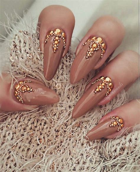 Indian nails!! | Indian nails, Bridal nail art, Beautiful nails