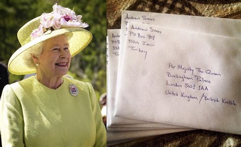 Queen Elizabeth Personally Thanks Man for 60-year Christmas Card Ritual ...