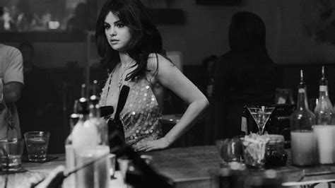 Selena Gomez has a new lockdown cooking show - i-D