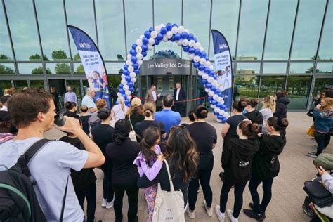 Incredible turnout as Lee Valley Ice Centre draws hundreds on opening day