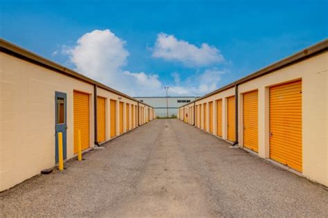 Mini Mall Storage - Bloomington: Lowest Rates - SelfStorage.com