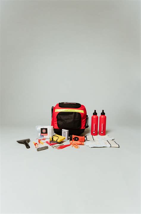 1 PERSON EMERGENCY KIT – Grab & Go NZ Ltd