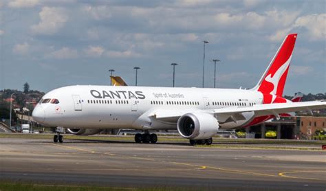 Guide to Qantas' Dreamliner flights to Europe and the US - Point Hacks