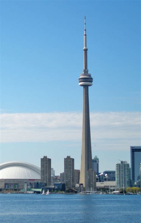 Toronto CN Tower (Ontario) - resort Toronto - resorts Toronto - sights ...