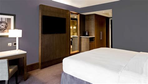 Hotel rooms near Manchester Airport | Radisson Blu