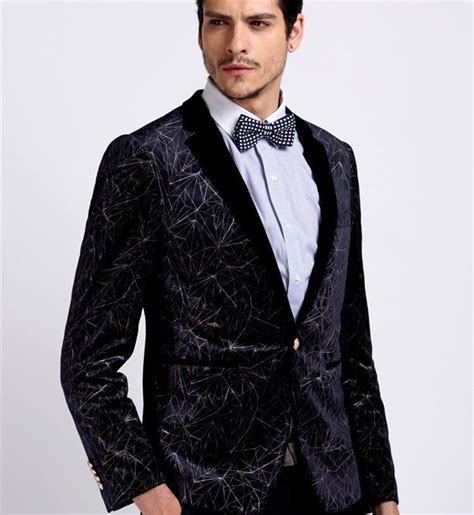 How to Wear Velvet Blazer for Men ? 17 Outfit Ideas