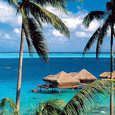 Top 10 Resorts in Fiji and French Polynesia