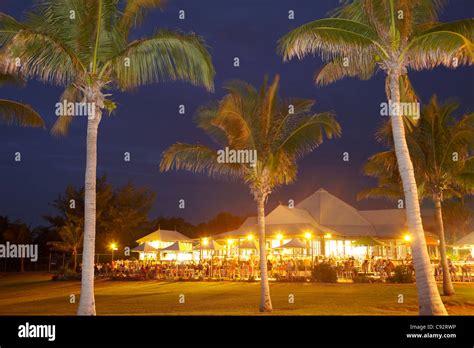 Sunset Bar & Grill, Cable Beach Club Resort, Broome, Kimberley Region, Western Australia ...