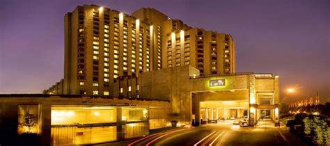 Amazing prices to The Lalit hotel in Delhi, India with Brightsun.co.uk