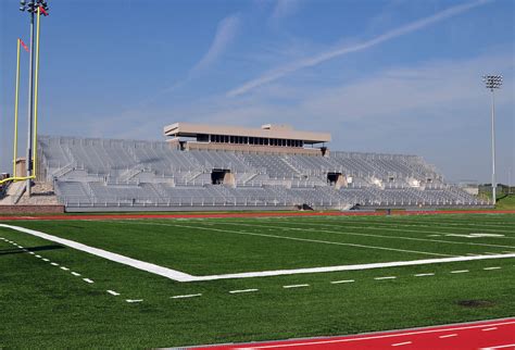 Staley High School : Outdoor Aluminum