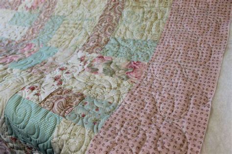 Floral Magic Quilt | Alberta Quilter