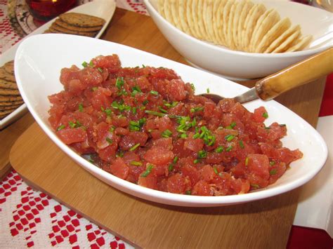 SPICY TUNA TARTARE APPETIZER | Spicy tuna, Appetizers, Food