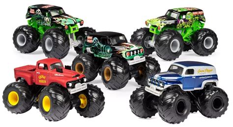 Buy Monster Jam - Grave Digger Evolution 5pk (6053739)