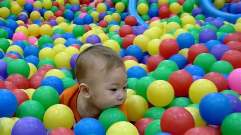 Indoor Playground Fun for Kids at Leyou Baby Store - YouTube