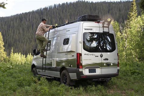 The 5 Best 4WD Camper Vans in 2021 - Drivin' & Vibin'