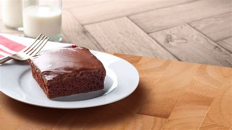 Hershey's Cocoa Powder Chocolate Cake Recipe / Baking powder and baking ...