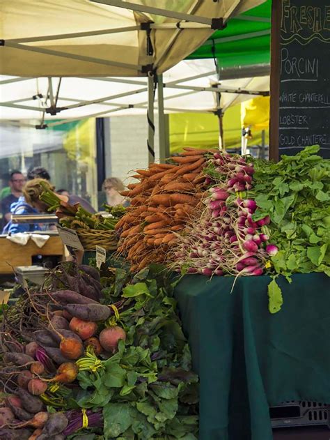 On the Grid : Ballard Sunday Farmers Market