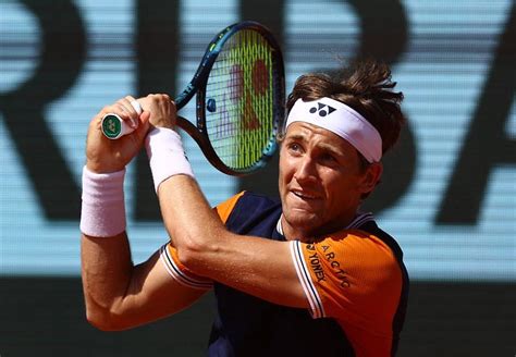 Tennis-Ruud rumbles into French Open quarter-finals – ThePrint – ReutersFeed