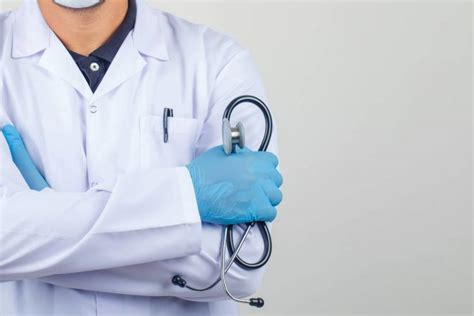 Qué hace un médico internista - QueNecesitamos.com