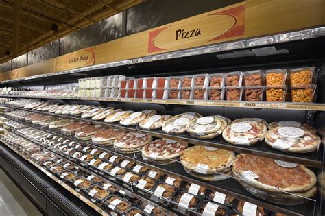 On menu at Lancaster Wegmans: Ready-to-eat foods, fresh produce, burger bar, fast pizza | Food ...