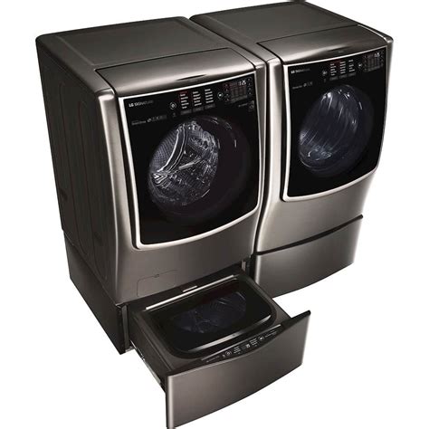 LG SIGNATURE 5.8 Cu. Ft. High-Efficiency Smart Front Load Washer with Steam and TurboWash ...