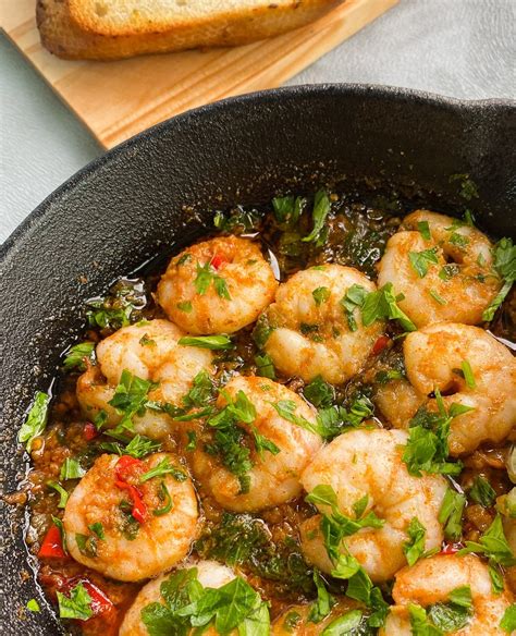 Chilli Garlic Prawns | Recipe | Chilli garlic prawns, Garlic prawns ...